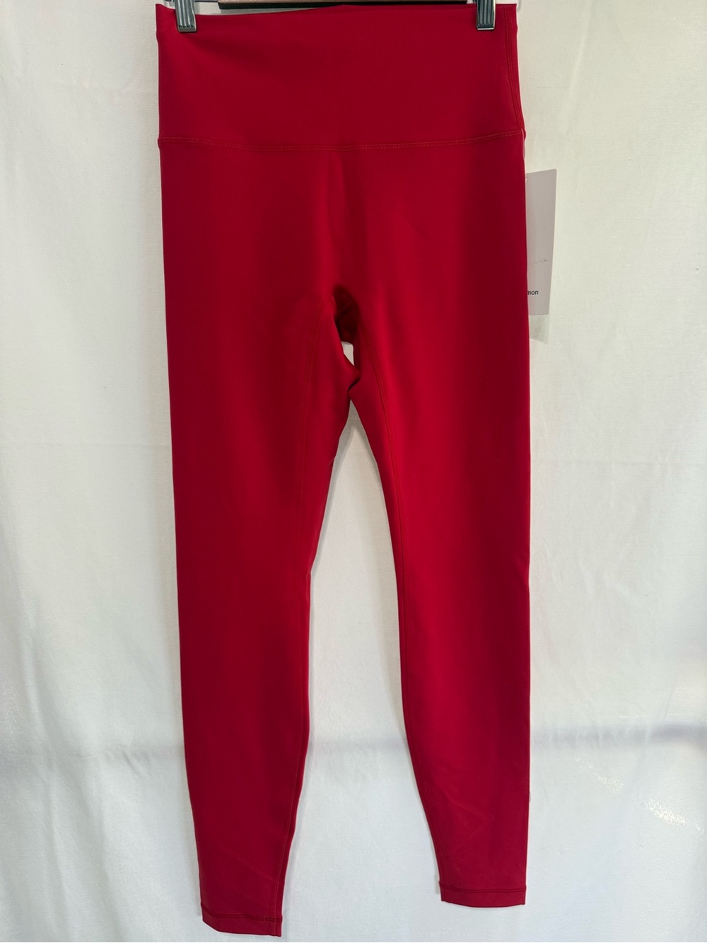 NWT Lululemon Wunder Train No Line  HR Leggings 28” - Size 8 Oxford Red